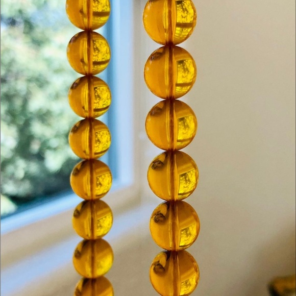 🔥 Vintage Golden Lucite bead Necklace set - Picture 6 of 17